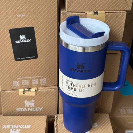 The Quencher H2.0 Flowstate™ Tumbler Stanley Cup 40oz